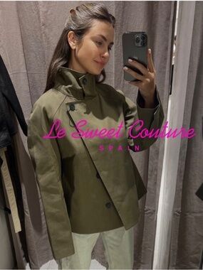 ZARA WOMAN SS26 ZW COLLECTION SHORT HIGH-NECK TRENCH COAT MEDIUM M 3811/046/078